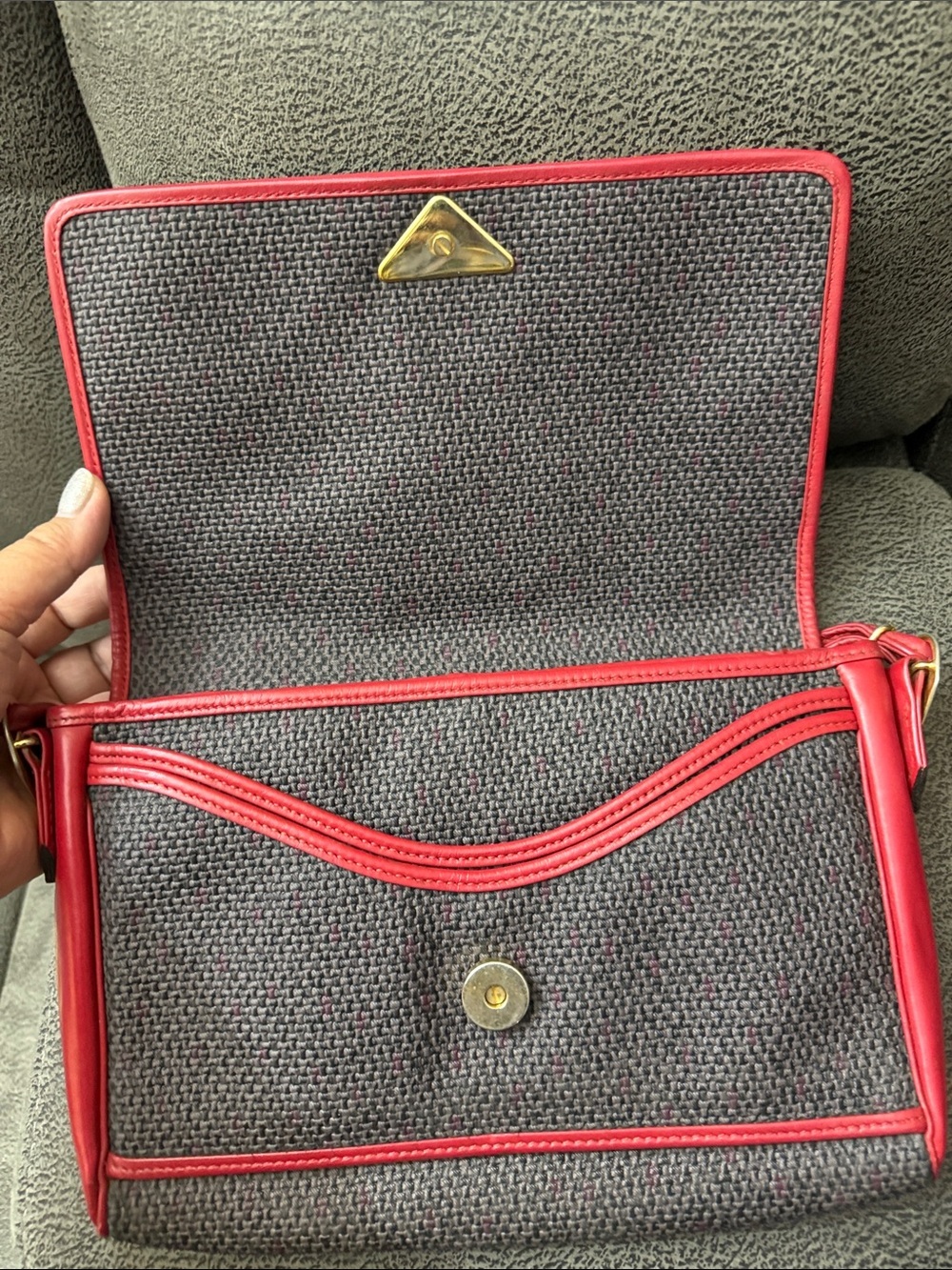 YSL Red Two-Tone Women's Shoulder Bag - Picture 6 of 9